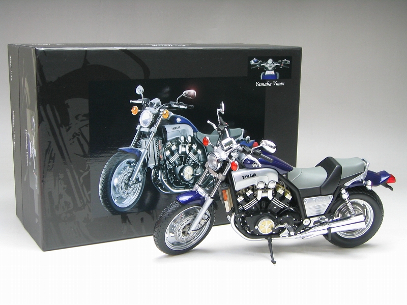 お取り寄せ終了】ミニチャンプス/ YAMAHA V-MAX 1/12 1993 ver