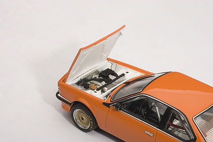 【お取り寄せ終了】BMW/ 635CSi プレーンボディ オレンジ 1/43: 68448 - イメージ画像4