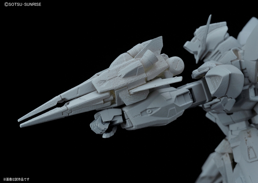 MG/ 機動戦士ガンダムSEED: ブリッツガンダム 1/100 プラモデルキット  - イメージ画像4