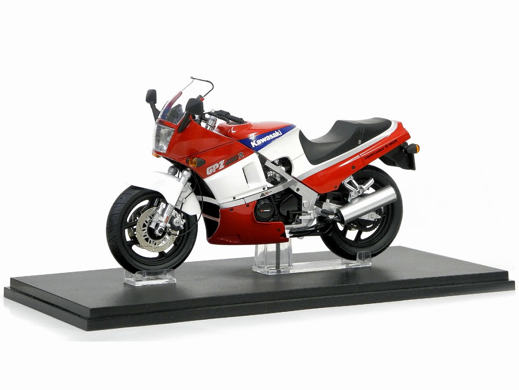 KAWASAKI GPZ400R レッド/ホワイト 1/12 MFP02RE - イメージ画像6