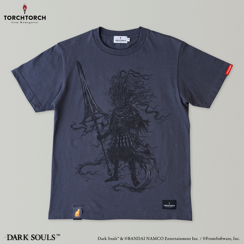 ダークソウル × TORCH TORCH/ 無名の王のTシャツ ディープグレー Mサイズ - イメージ画像1