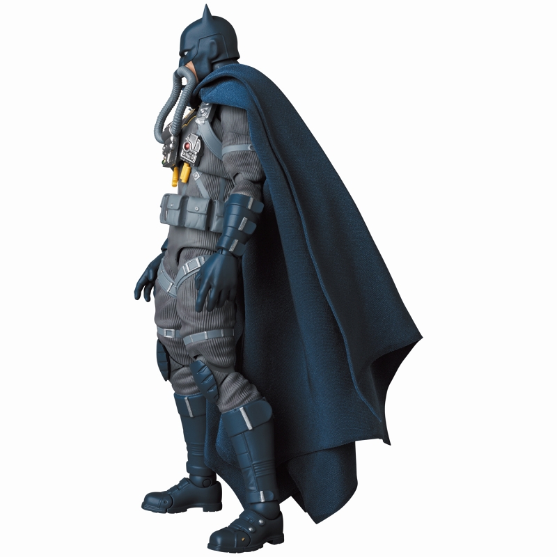 MAFEX/ BATMAN HUSH: バットマン ステルスジャンパー ver - イメージ画像4