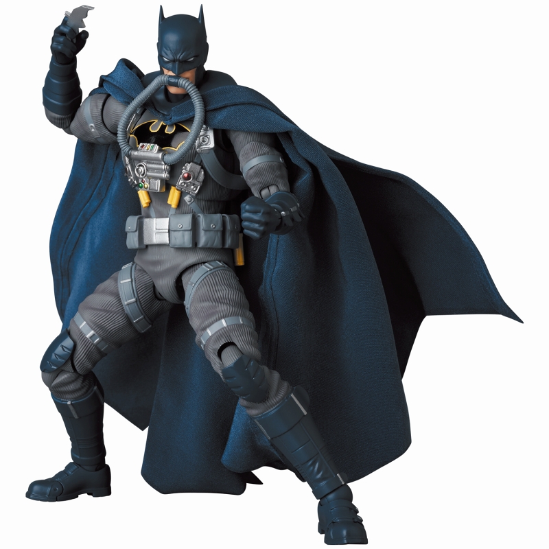 MAFEX/ BATMAN HUSH: バットマン ステルスジャンパー ver - イメージ画像6