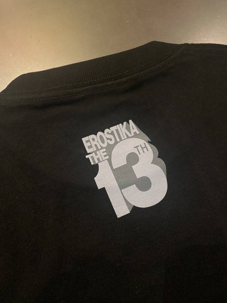 エロスティカ/ EROSTIKA THE 13th the First Tシャツ ブラック サイズM - イメージ画像3