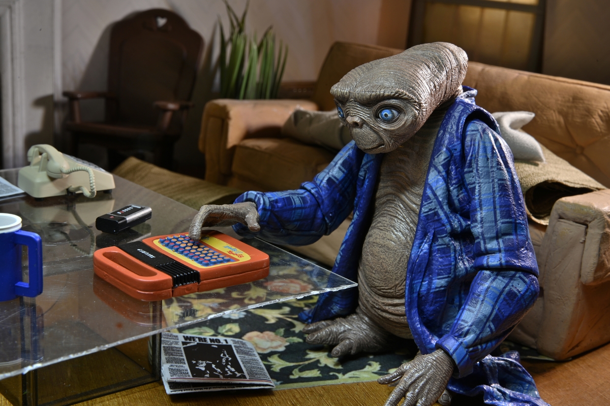 【再入荷】E.T. イーティー/ E.T. 40th アニバーサリー アルティメット アクションフィギュア テレパシー ver - イメージ画像4