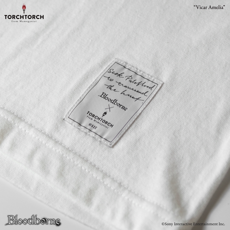 Bloodborne × TORCH TORCH/ Tシャツコレクション: 教区長エミーリア インクブラック M - イメージ画像4