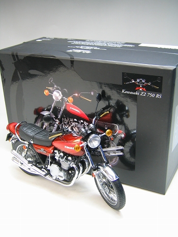 即納新品◆カワサキ750RS 1/6 ミニチャンプス オートバイ