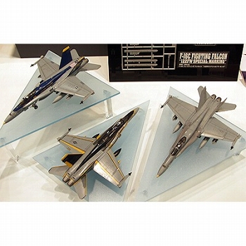 お取り寄せ終了】F/A-18C ホーネット ゴールデン ドラゴンズ