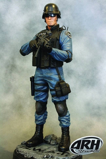 SWAT オフィサー 1/6 スタチュー ブルーユニフォーム ver
