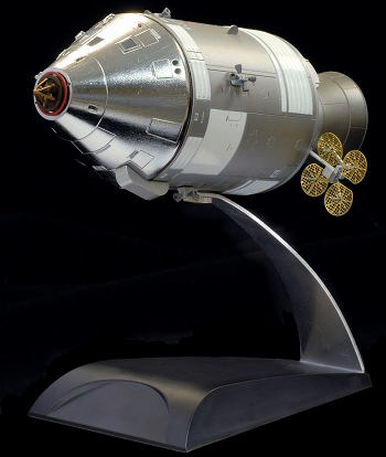 【お取り寄せ終了】NASA アポロ8号 CSM 司令船/機械船 1/400