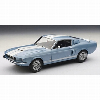 【お取り寄せ終了】シェルビー マスタング GT500 1967 ブルー/ホワイトストライプ 1/18: 72907