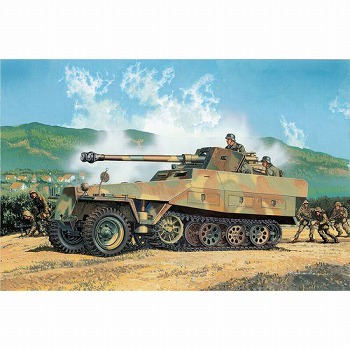 【お取り寄せ終了】【再生産】ドイツ Sd.Kfz.251/22 Ausf.D 7.5cm対戦車自走砲 1/35 プラモデルキット