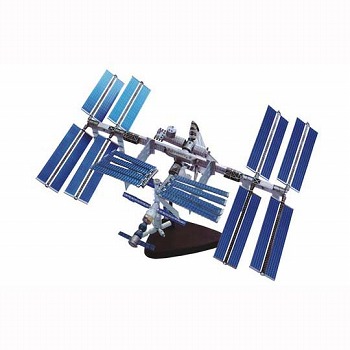 立体パズル 4Dパズル/ 国際宇宙ステーション＆スペースシャトル 1/450 - イメージ画像