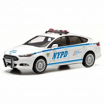 2013 フォード フュージョン ニューヨーク・シティ ポリス・デパートメント NYPD 1/43 86052