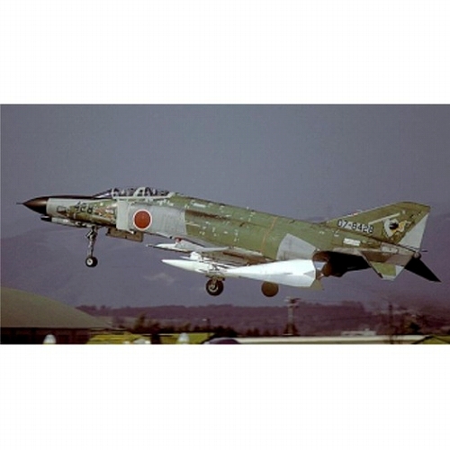 技MIX（ギミックス）/ 航空自衛隊 F-4EJ 第301飛行隊 新田原・ミグシルエット 1/144 プラモデルキット AC121 - イメージ画像