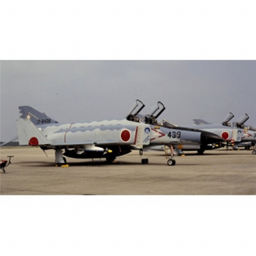 技MIX（ギミックス）/ 航空自衛隊 F-4EJ 第305飛行隊 百里 1992戦競 1/144 プラモデルキット AC122 - イメージ画像