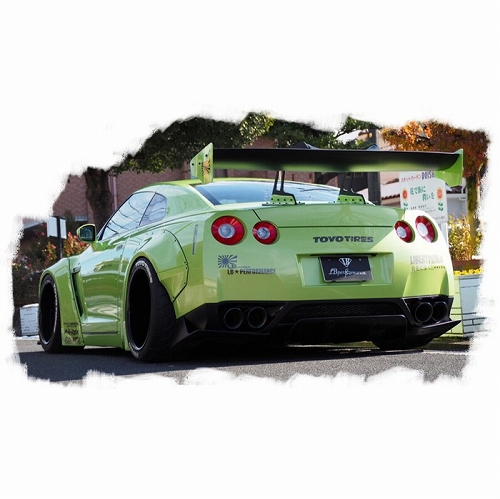 LBワークス R35 GT-R パールグリーン LBパフォーマンス 20インチホール