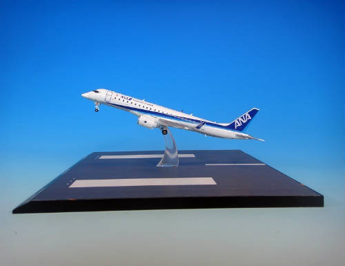 MRJ90 ANA 塗装 名古屋空港 Takeoff ベース付 1/200 MR29009
