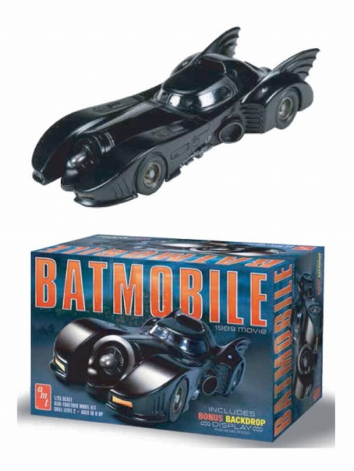 【再入荷】バットマン 1989 ティム・バートン/ バットモービル 1/25 プラモデルキット AMT935