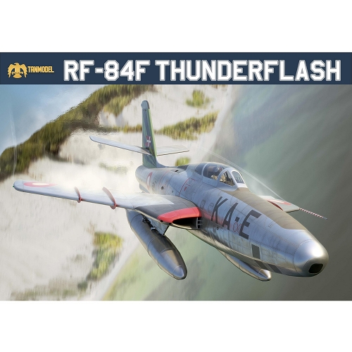 リパブリック RF-84F サンダーフラッシュ 1/48 プラモデルキット TAN2201-1