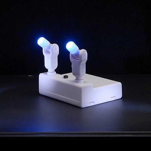 【再生産】マスターライトベース/ フィギュア展示用 可動式LEDライト ホワイト - イメージ画像