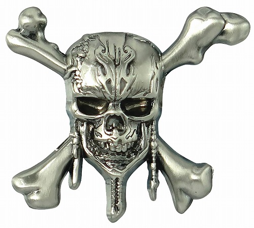 PIRATES OF THE CARIBBEAN SKULL PEWTER LAPEL PIN/ OCT172824