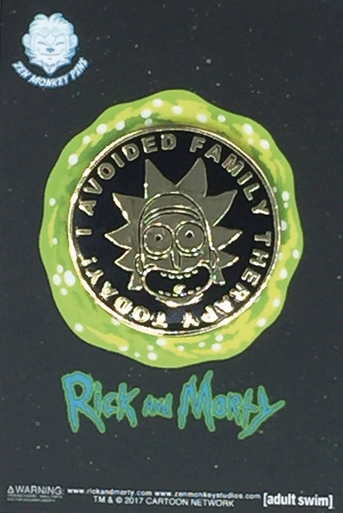 RICK AND MORTY I AVOIDED FAMILY THERAPY LAPEL PIN / NOV173069
