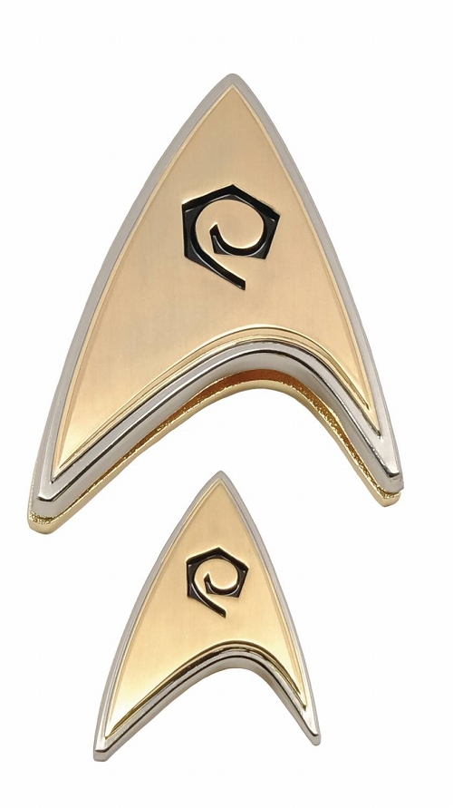STAR TREK DISCOVERY ENTERPRISE OPERATIONS BADGE AND PIN SET / APR192958