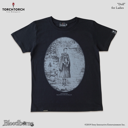 Bloodborne × TORCH TORCH/ Tシャツコレクション: 人形 （ブラック レディース Mサイズ）