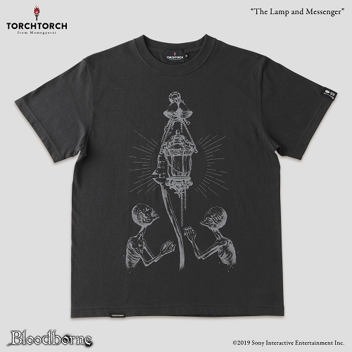 Bloodborne × TORCH TORCH/ Tシャツコレクション: 灯りと使者 （インクブラック Lサイズ）