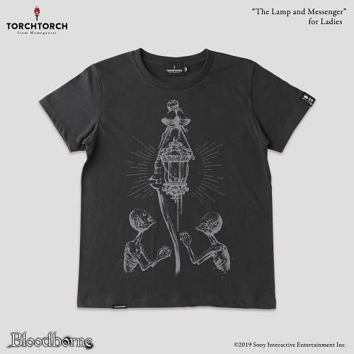 Bloodborne × TORCH TORCH/ Tシャツコレクション: 灯りと使者 （インクブラック レディース Mサイズ）