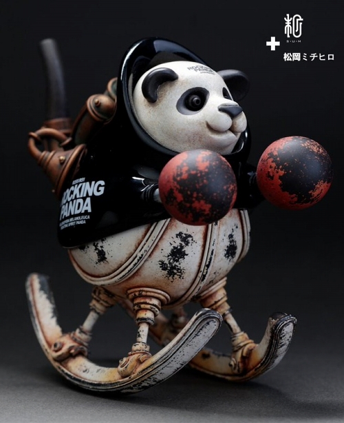 【国内限定流通】ロッキンパンダ Rocking Panda by 松岡ミチヒロ スタチュー