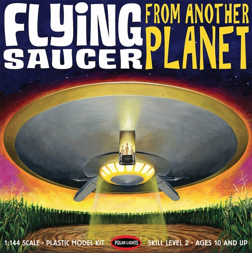 異星から飛来した空飛ぶ円盤 UFO 1/144 プラモデルキット POL985