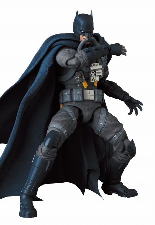 MAFEX/ BATMAN HUSH: バットマン ステルスジャンパー ver - イメージ画像