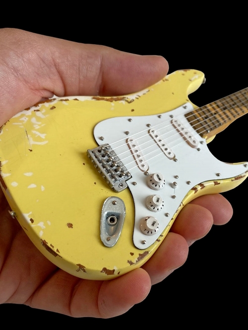 イングウェイ・マルムスティーン Play Loud Fender Stratocaster 1/4 ギター ミニチュアモデル