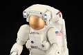 ISS 船外活動用宇宙服 1/10 プラモデルキット - イメージ画像9