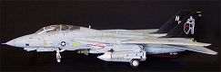 F-14A トムキャット VF-154 ブラックナイツ 1/18 完成品 60023 - イメージ画像3