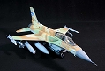 【再入荷】エアクラフトシリーズ/ F-16I スーファ 複座戦闘攻撃機 1/48 プラスチックモデル K48006 - イメージ画像3