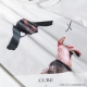 TORCH TORCH/ 黒沢清 アパレルコレクション: CURE キュア 拳銃と指 T-Shirt ホワイト Mサイズ - イメージ画像3
