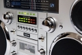 GPO/ 80'sスタイル レトロ ブームボックス シルバーカラー（Bluetooth、CD、カセット、FM/AMラジオ、USB、外部入出力対応モデル） - イメージ画像6