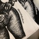 エロスティカ/ Skull Girl on a Motorcycle Tシャツ ブラック サイズL - イメージ画像3