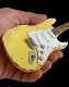 イングウェイ・マルムスティーン Play Loud Fender Stratocaster 1/4 ギター ミニチュアモデル - イメージ画像3