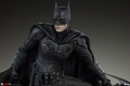【内金確認後のご予約確定/来店受取不可】THE BATMAN -ザ・バットマン-/ バットマン with バットサイクル プレミアムフォーマット フィギュア - イメージ画像4