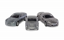 【再生産】007/ アストン マーチン ゴールドフィンガー DB5＆ダイ・アナザー・デイ V12 バンキッシュ＆カジノ・ロワイヤル DB5 ボンドカー ダイキャストモデル 3台セット CGTY99284 - イメージ画像1