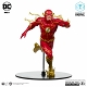 THE FLASH 80 YEARS OF THE FASTEST MAN ALIVE/ フラッシュ designed by ジム・リー 12インチ ポーズドスタチュー - イメージ画像1