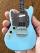 【再入荷】ニルヴァーナ カート・コバーン Fender Mustang Sonic Blue 1/4 ギター ミニチュアモデル